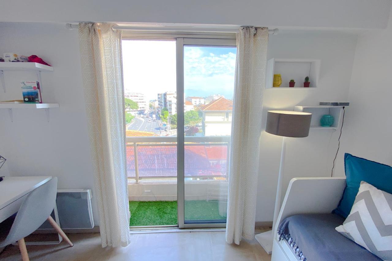Guignon - Apart Sunny Comfort Close To The Port & Station Antibes Exteriér fotografie