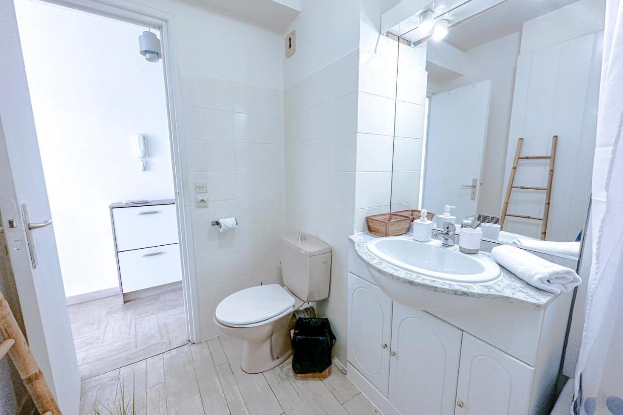 Guignon - Apart Sunny Comfort Close To The Port & Station Antibes Exteriér fotografie