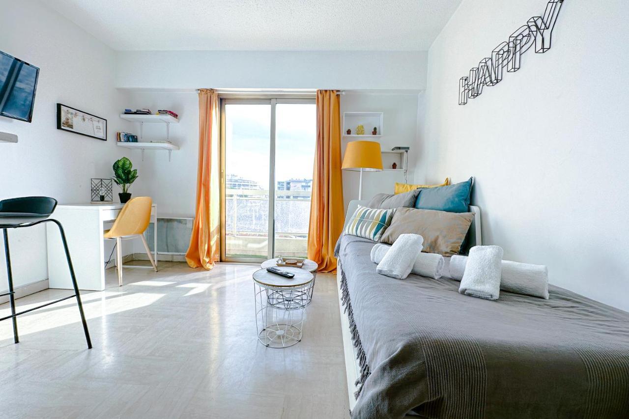 Guignon - Apart Sunny Comfort Close To The Port & Station Antibes Exteriér fotografie